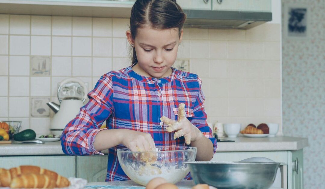 Struggling With Kitchen Chaos? How Mixing Bowls & Prep Sets Can Transform Your Cooking